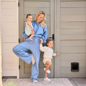 Cardigan girls off white Dirkje