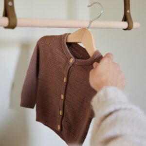 Baby Cardigan organic cotton braun Dirkje