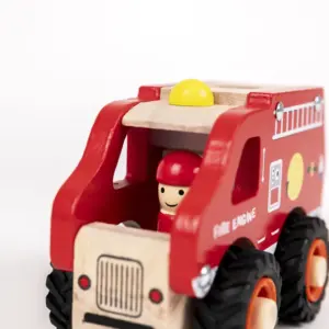 Feuerwehrauto aus Holz Egmont Toys
